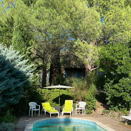 Mas Pinede Et Pierre Gasthof 3*